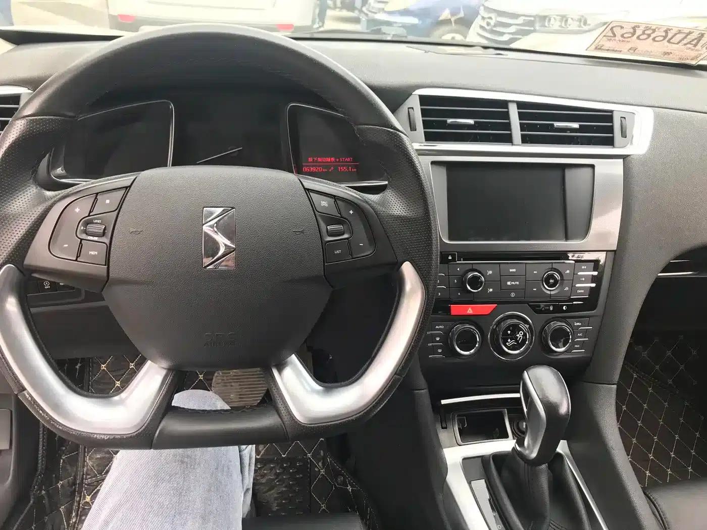 DS 6 2014 1.6T Luxury Edition THP160 — миниатюра 4