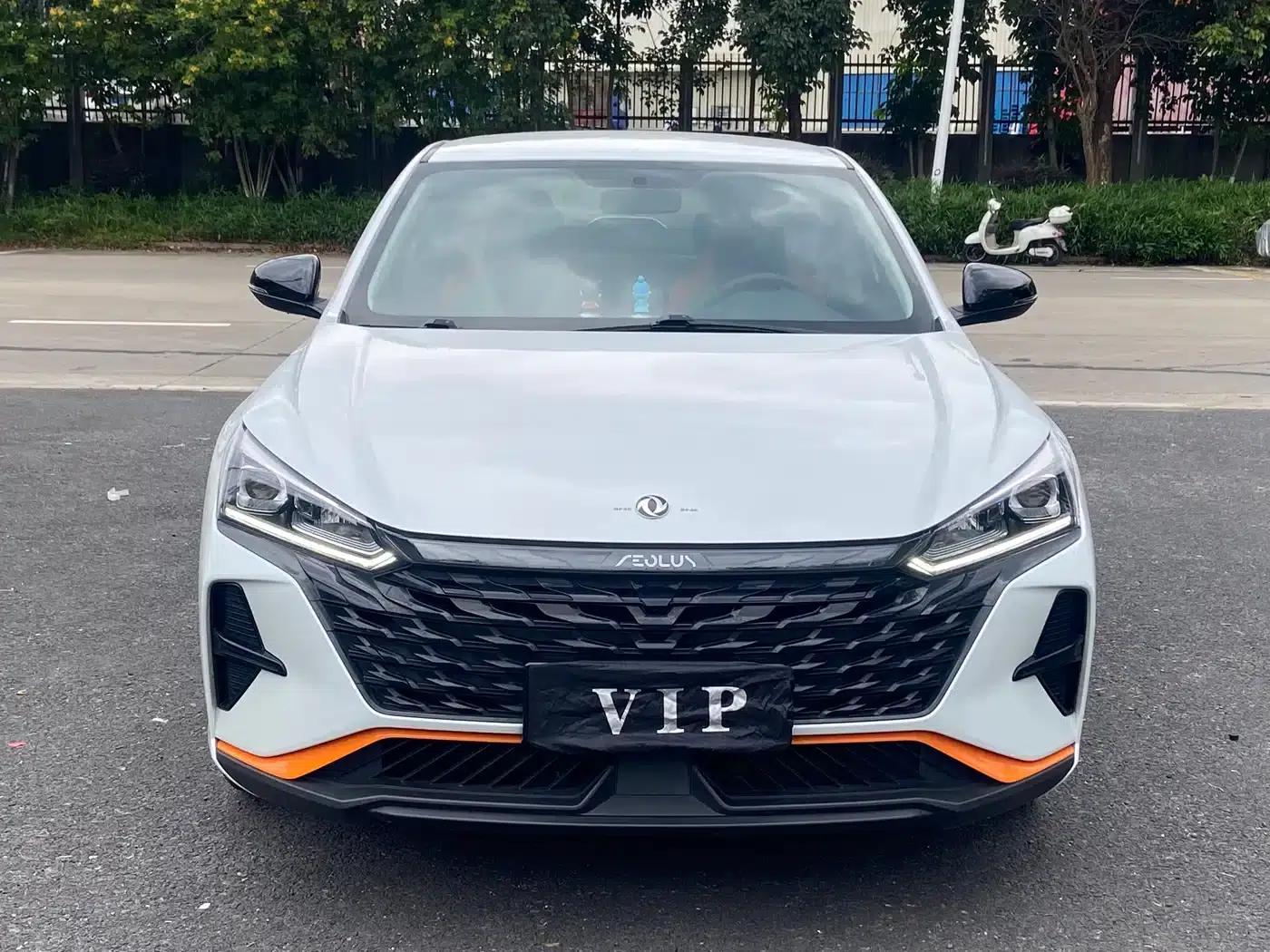 2023 Aeolus Yixuan Mach Edition 1.5L Automatic Wind Chaser — миниатюра 2
