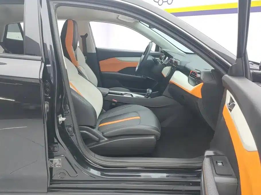 Aeolus Yixuan 2023 1.5L Automatic Glory Edition — миниатюра 8