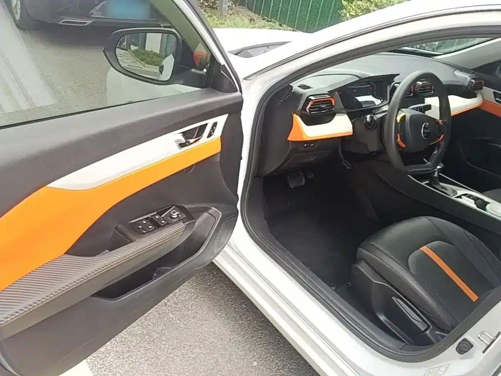 Aeolus Yixuan 2023 1.5L Automatic Glory Edition — миниатюра 16