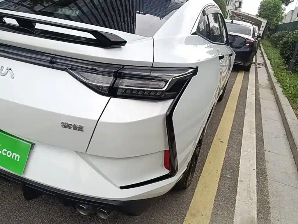 Aeolus Yixuan 2023 1.5L Automatic Glory Edition — миниатюра 8