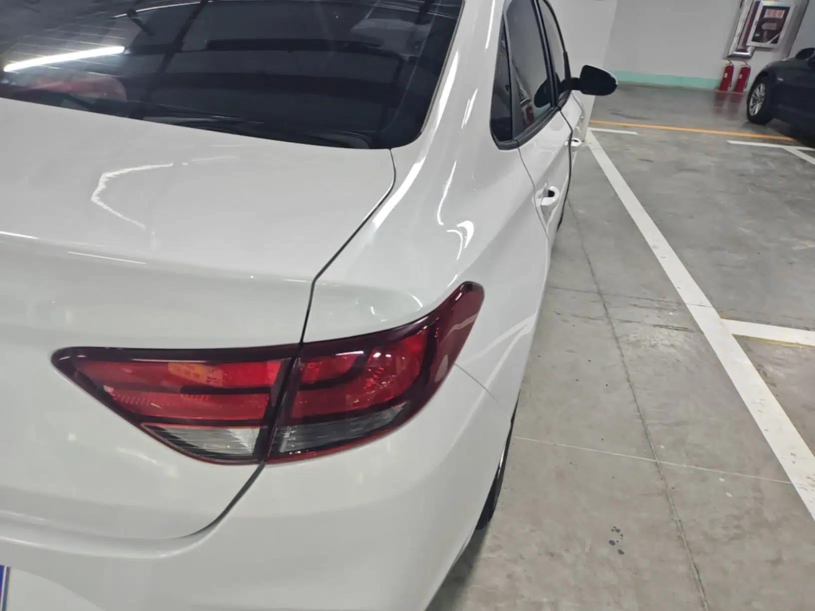 Hyundai Celesta 2018 1.6L Automatic GL Enjoyment Edition China VI compliant — миниатюра 9