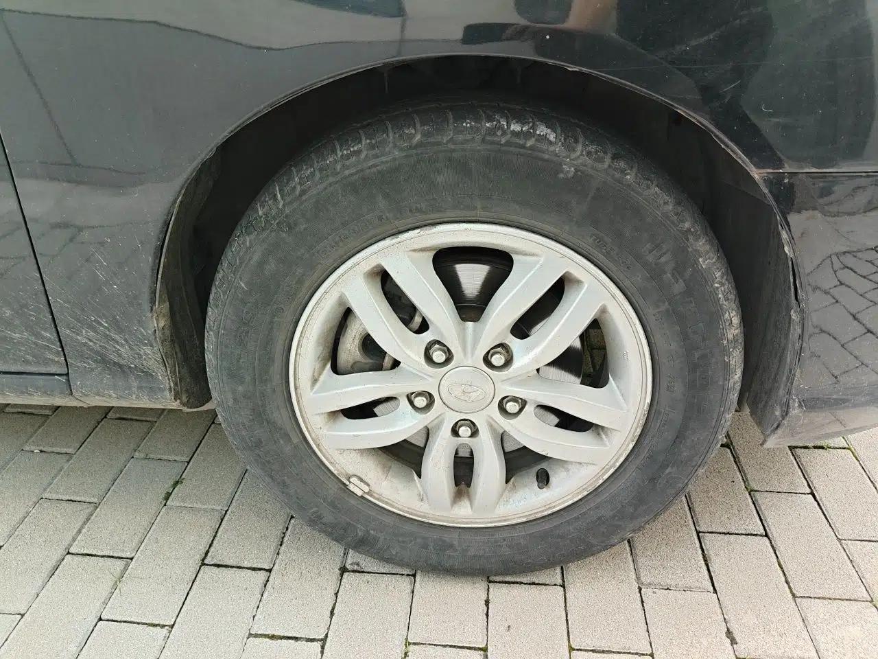 Hyundai Celesta 2011 1.6L Manual Luxury Model — миниатюра 8