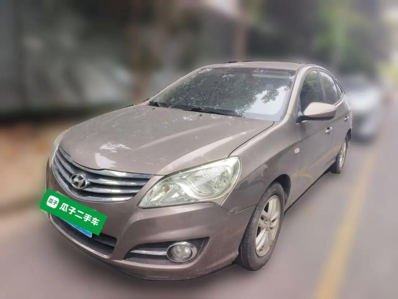 Hyundai Celesta 2011 1.6L Automatic Comfort Edition — миниатюра 1