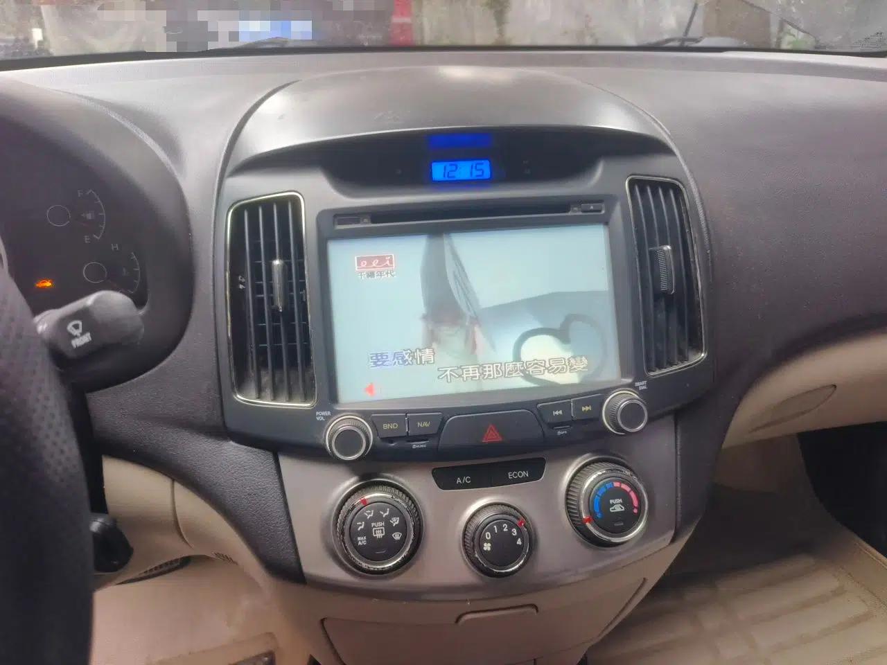 Hyundai Celesta 2011 1.6L Automatic Comfort Edition — миниатюра 13