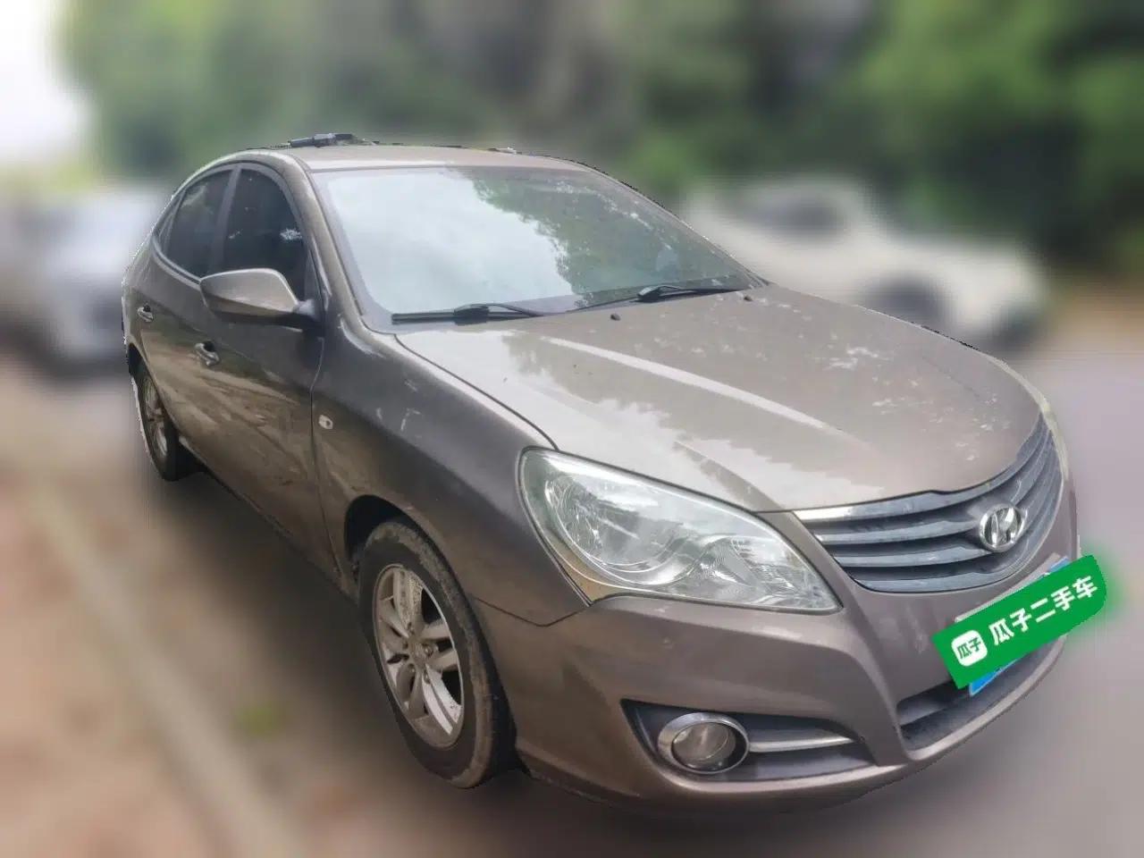 Hyundai Celesta 2011 1.6L Automatic Comfort Edition — миниатюра 3