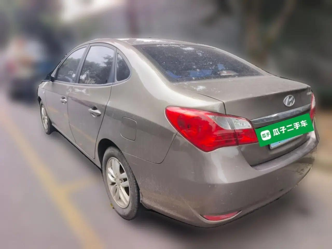 Hyundai Celesta 2011 1.6L Automatic Comfort Edition — миниатюра 4