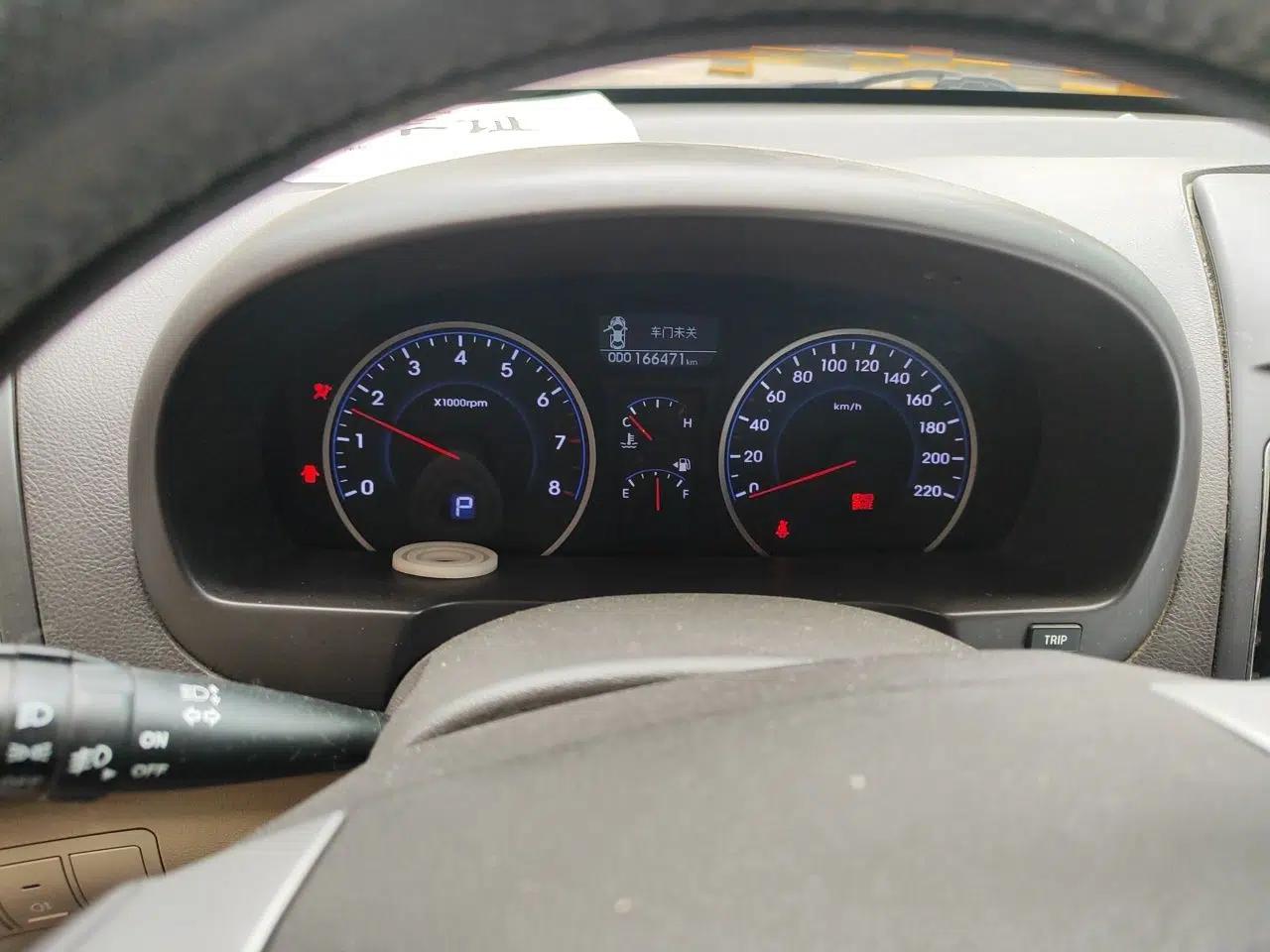 Hyundai Celesta 2011 1.6L Automatic Luxury Version — миниатюра 11