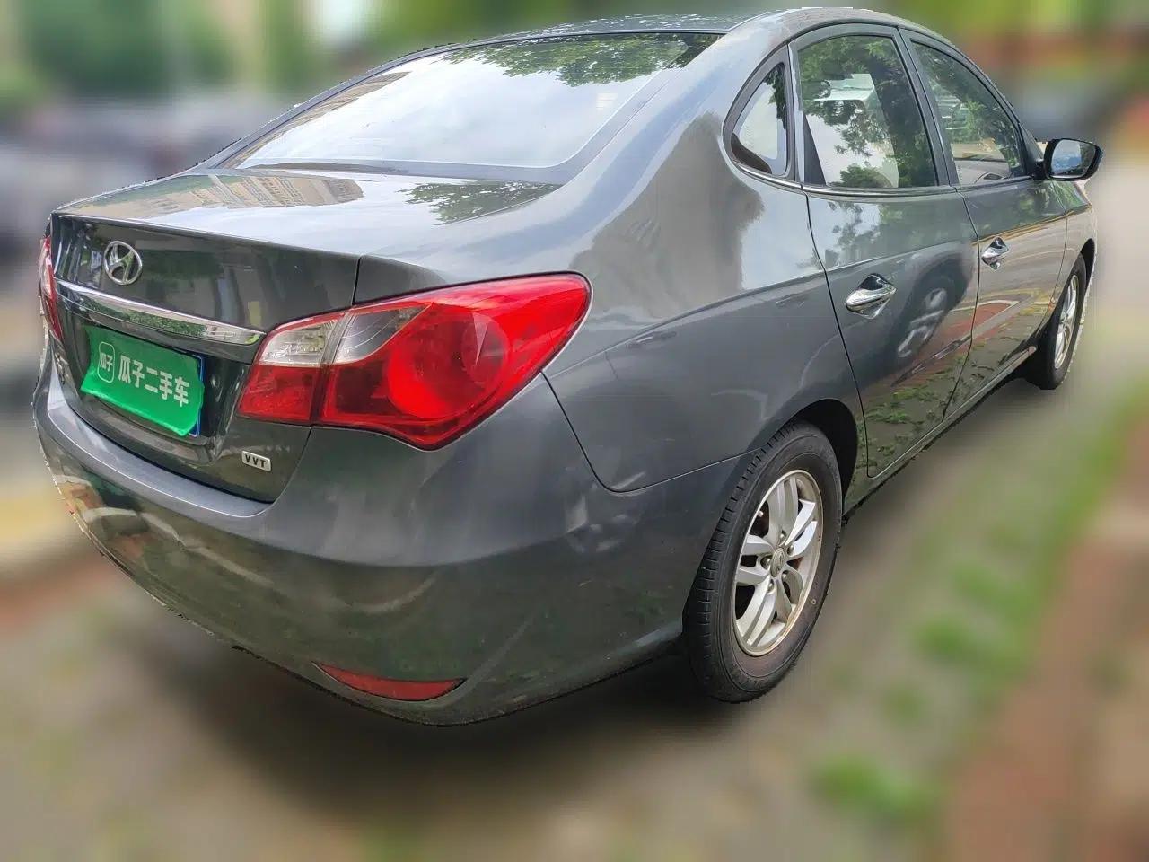 Hyundai Celesta 2011 1.6L Automatic Luxury Version — миниатюра 6