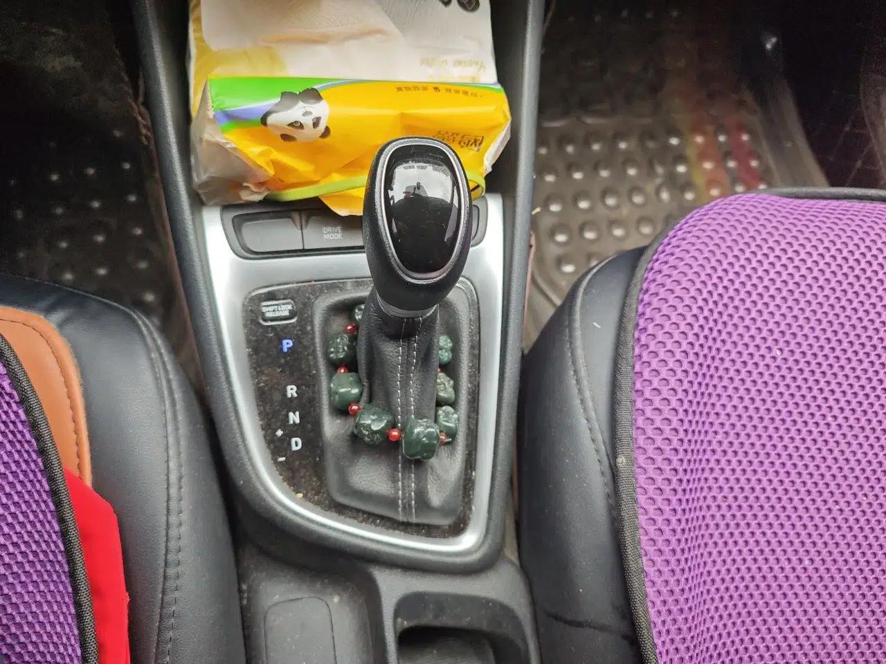 Hyundai Celesta 2020 1.6L Automatic GL Enjoyable Edition — миниатюра 14