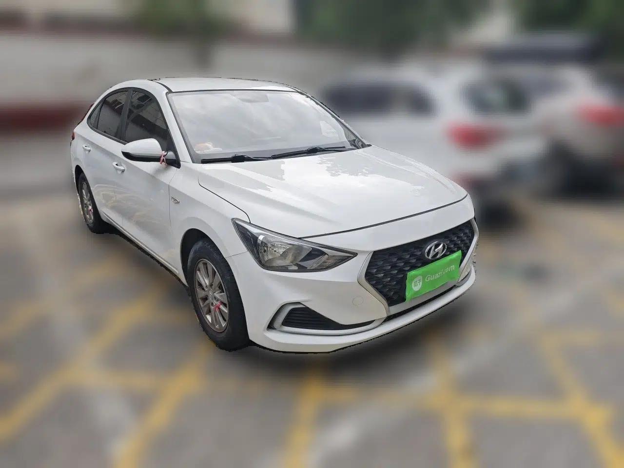 Hyundai Celesta 2020 1.6L Automatic GL Enjoyable Edition — миниатюра 3