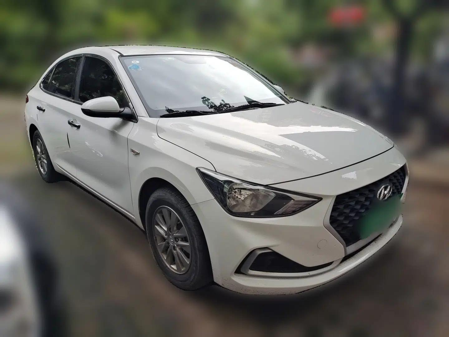 Hyundai Celesta 2018 1.6L Automatic GL Enjoyment Edition China VI compliant — миниатюра 3