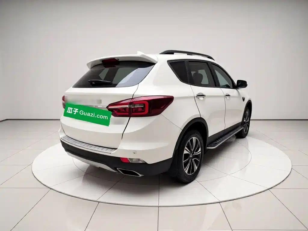Dongfeng Fengshen AX7 2018 Classic 1.6T Automatic Deluxe Edition — миниатюра 4