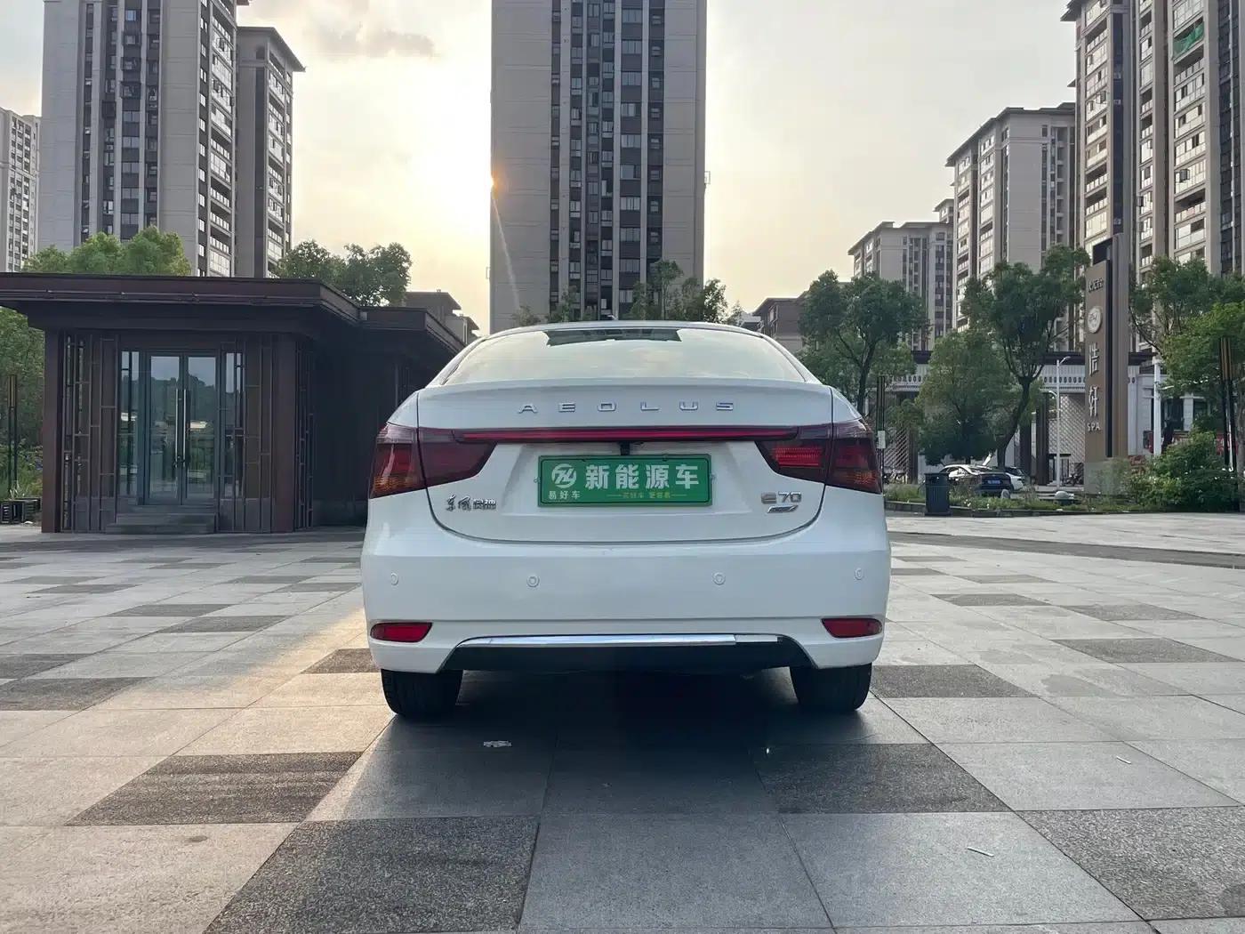 Dongfeng Fengshen E70 2021 Facelift 500 Super Enjoy Edition — миниатюра 12