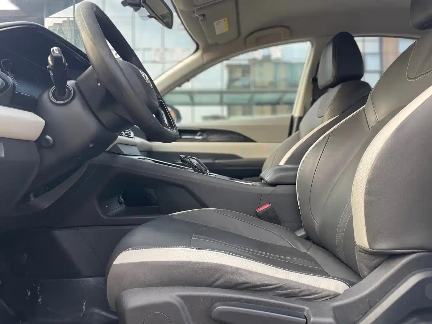 Dongfeng Fengshen E70 2021 Facelift 500 Super Enjoy Edition — миниатюра 6