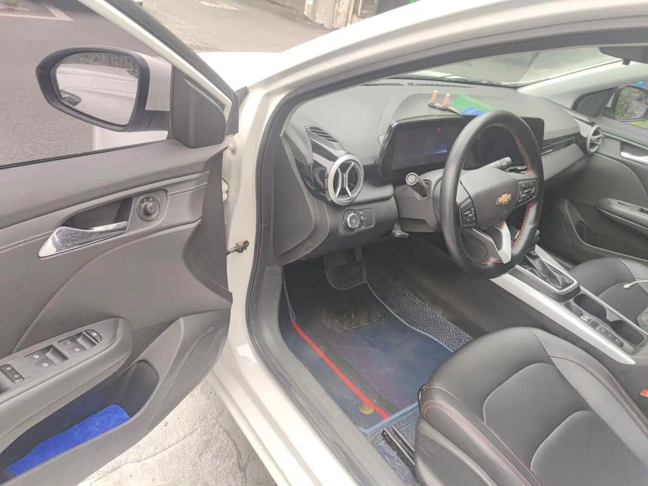 Chevrolet Monza 2023 1.5L Dual-Clutch Enjoyment Edition — миниатюра 16