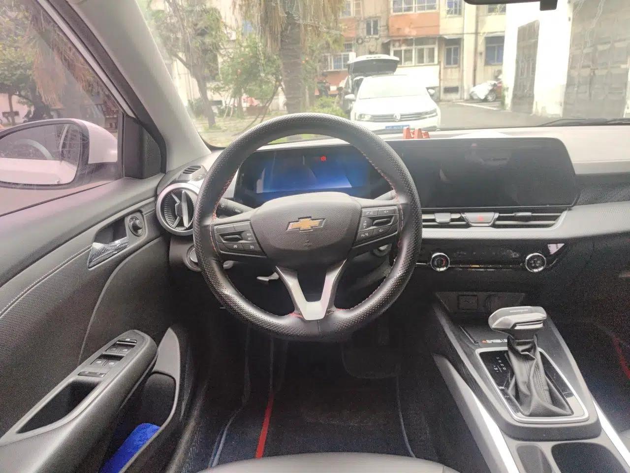 Chevrolet Monza 2023 1.5L Dual-Clutch Enjoyment Edition — миниатюра 10
