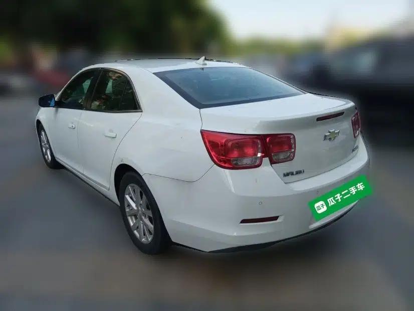 Chevrolet Malibu 2014 2.0L Automatic Luxury Edition — миниатюра 4
