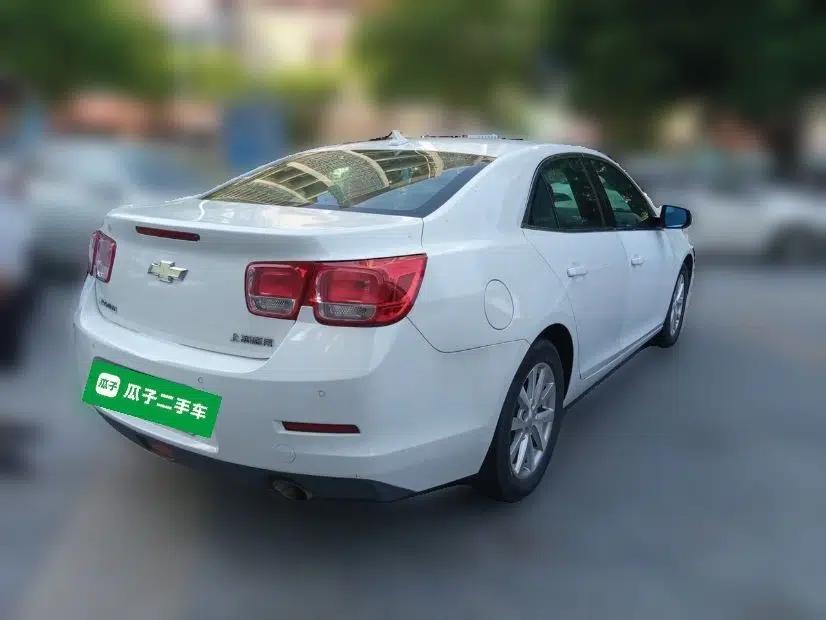 Chevrolet Malibu 2014 2.0L Automatic Luxury Edition — миниатюра 6
