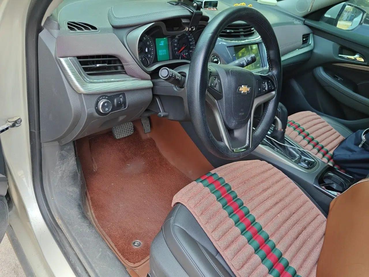 Chevrolet Malibu 2017 1.5T Automatic Luxury Edition — миниатюра 16