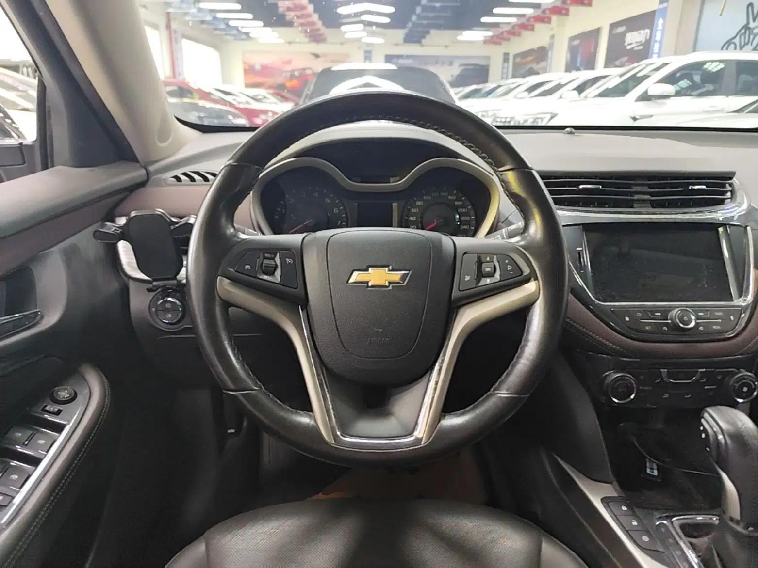 Chevrolet Malibu 2018 530T Automatic Luxury Edition — миниатюра 13
