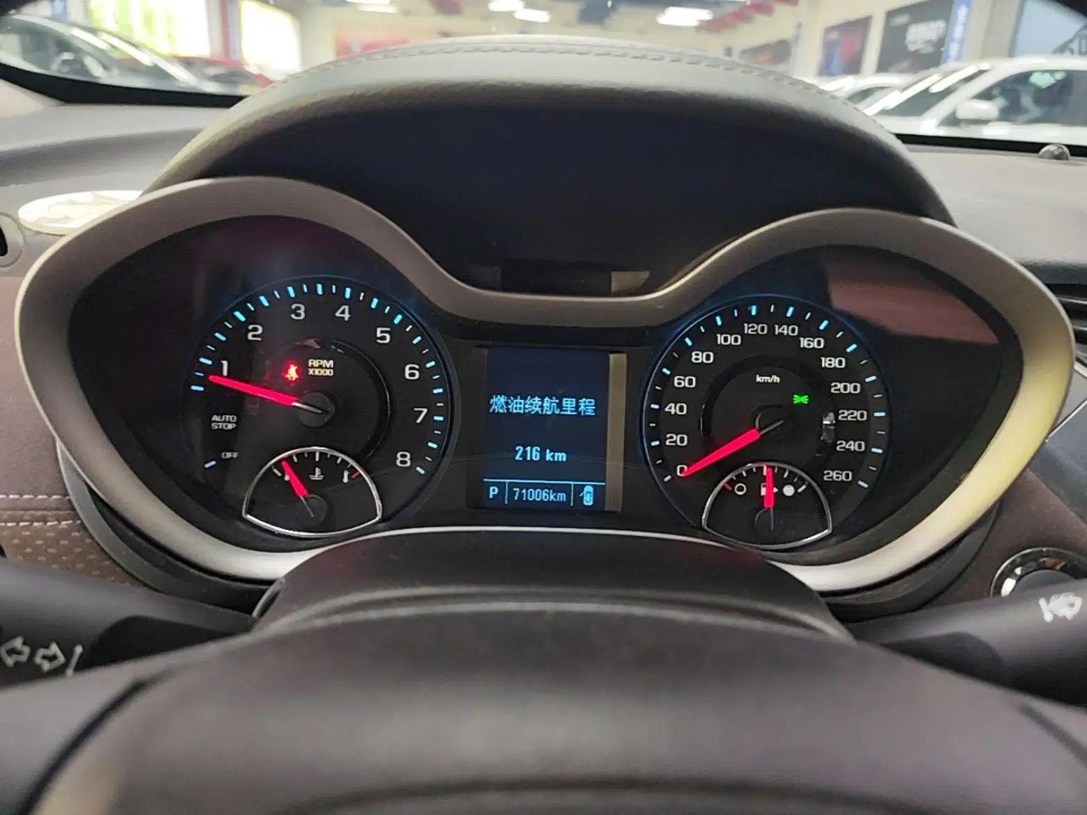 Chevrolet Malibu 2018 530T Automatic Luxury Edition — миниатюра 14
