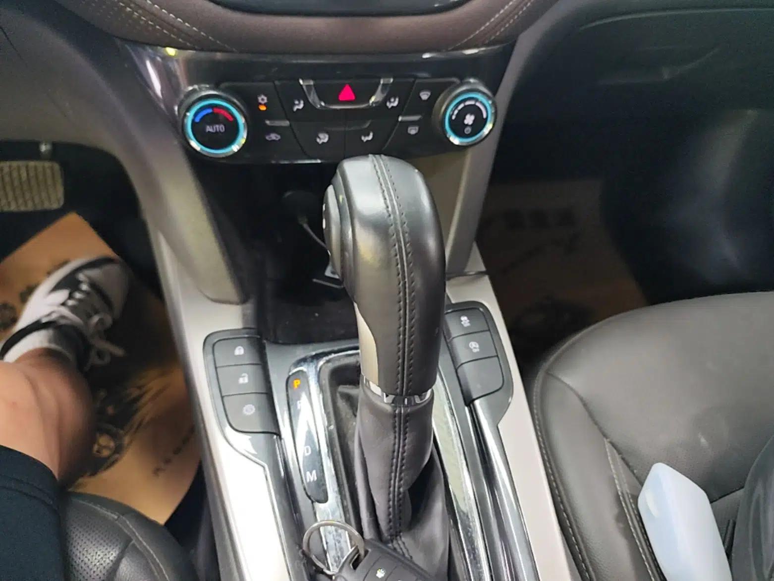 Chevrolet Malibu 2018 530T Automatic Luxury Edition — миниатюра 16