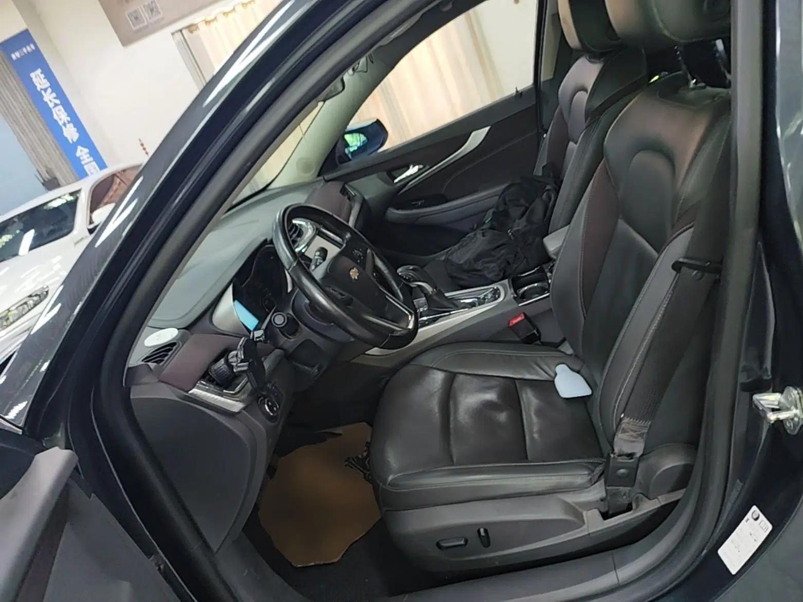 Chevrolet Malibu 2018 530T Automatic Luxury Edition — миниатюра 17