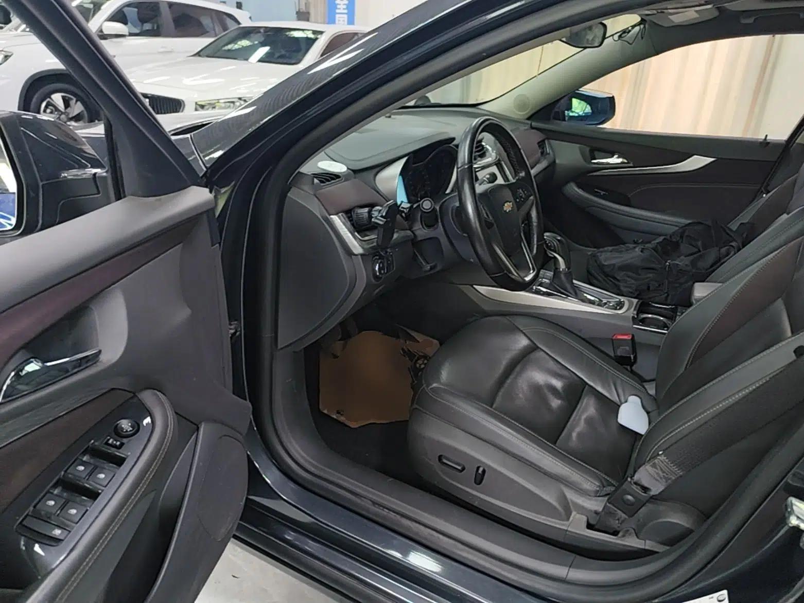 Chevrolet Malibu 2018 530T Automatic Luxury Edition — миниатюра 18