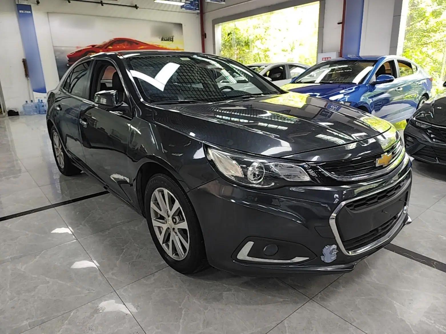 Chevrolet Malibu 2018 530T Automatic Luxury Edition — миниатюра 3