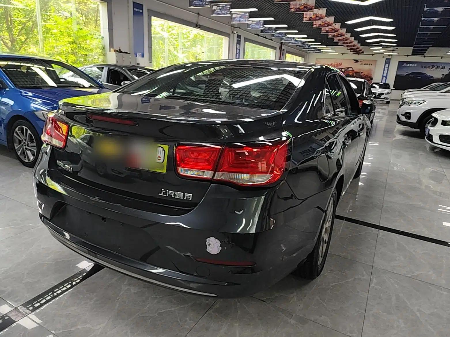Chevrolet Malibu 2018 530T Automatic Luxury Edition — миниатюра 6