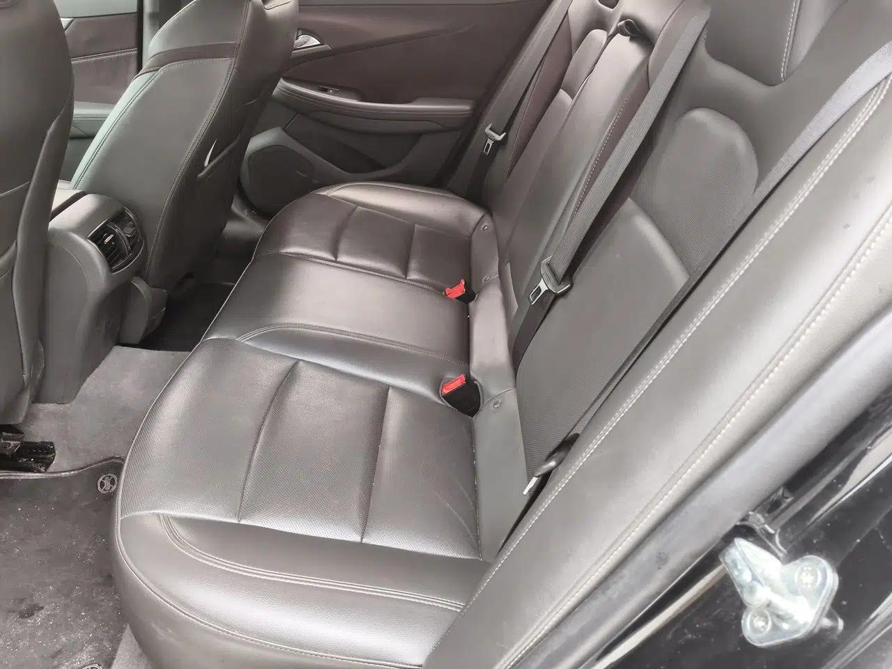 Chevrolet Malibu 2017 1.5T Automatic Luxury Edition — миниатюра 17