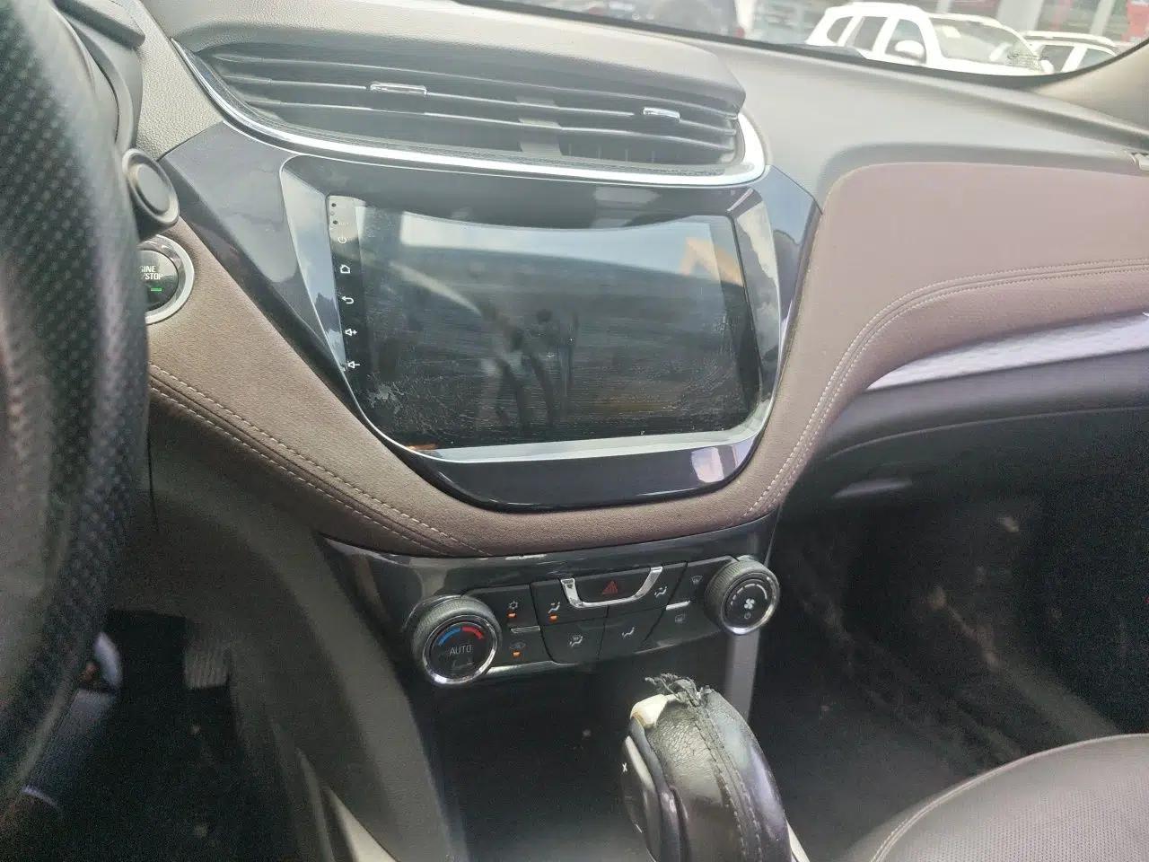 Chevrolet Malibu 2018 530T Automatic Fashion Edition — миниатюра 13