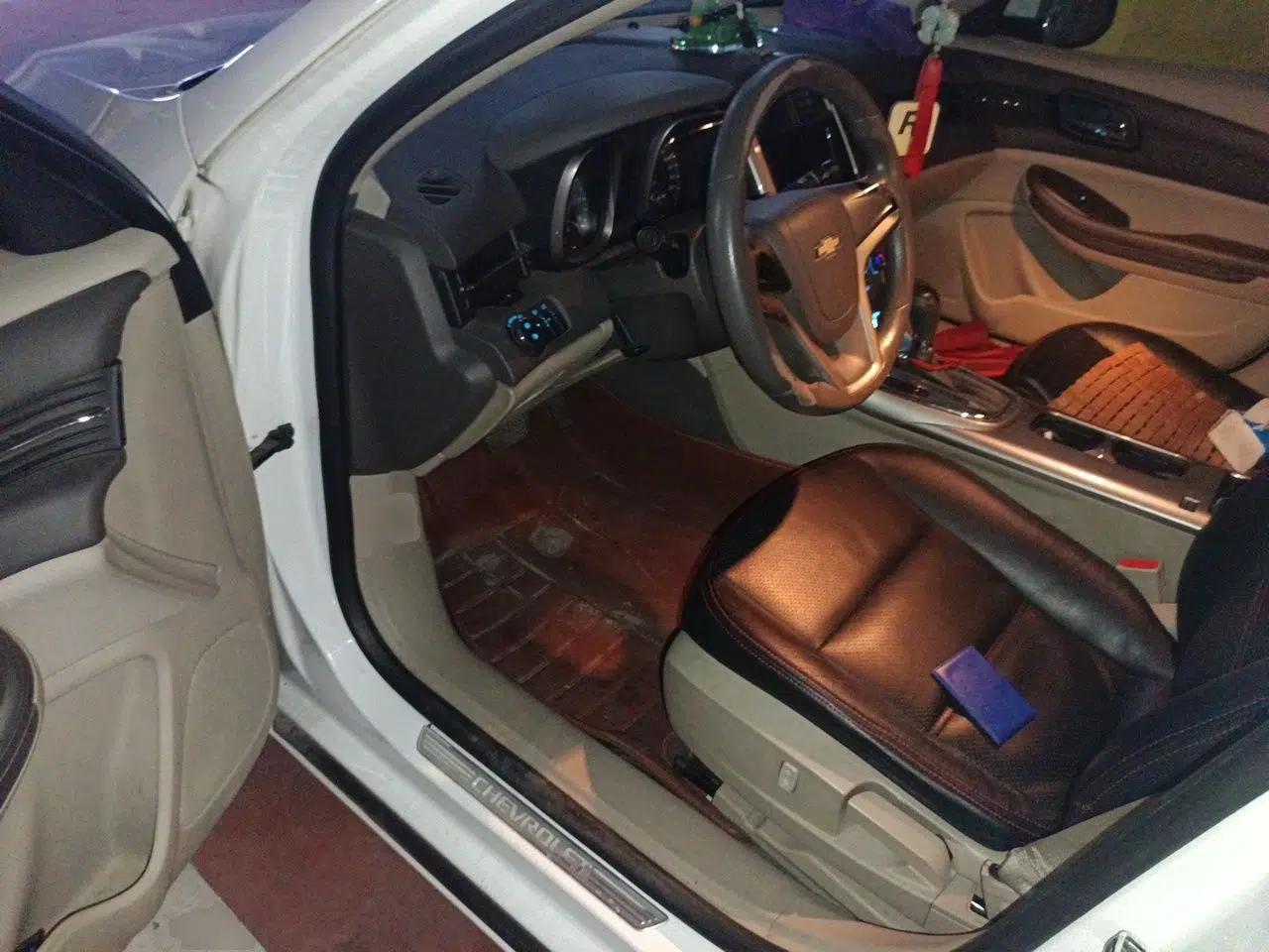 Chevrolet Malibu 2014 2.0L Automatic Comfort Edition — миниатюра 16