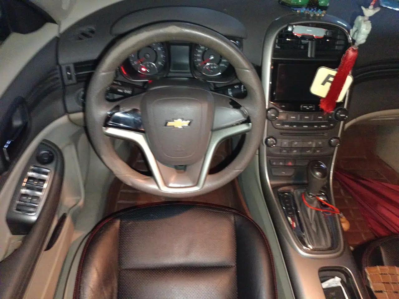 Chevrolet Malibu 2014 2.0L Automatic Comfort Edition — миниатюра 10