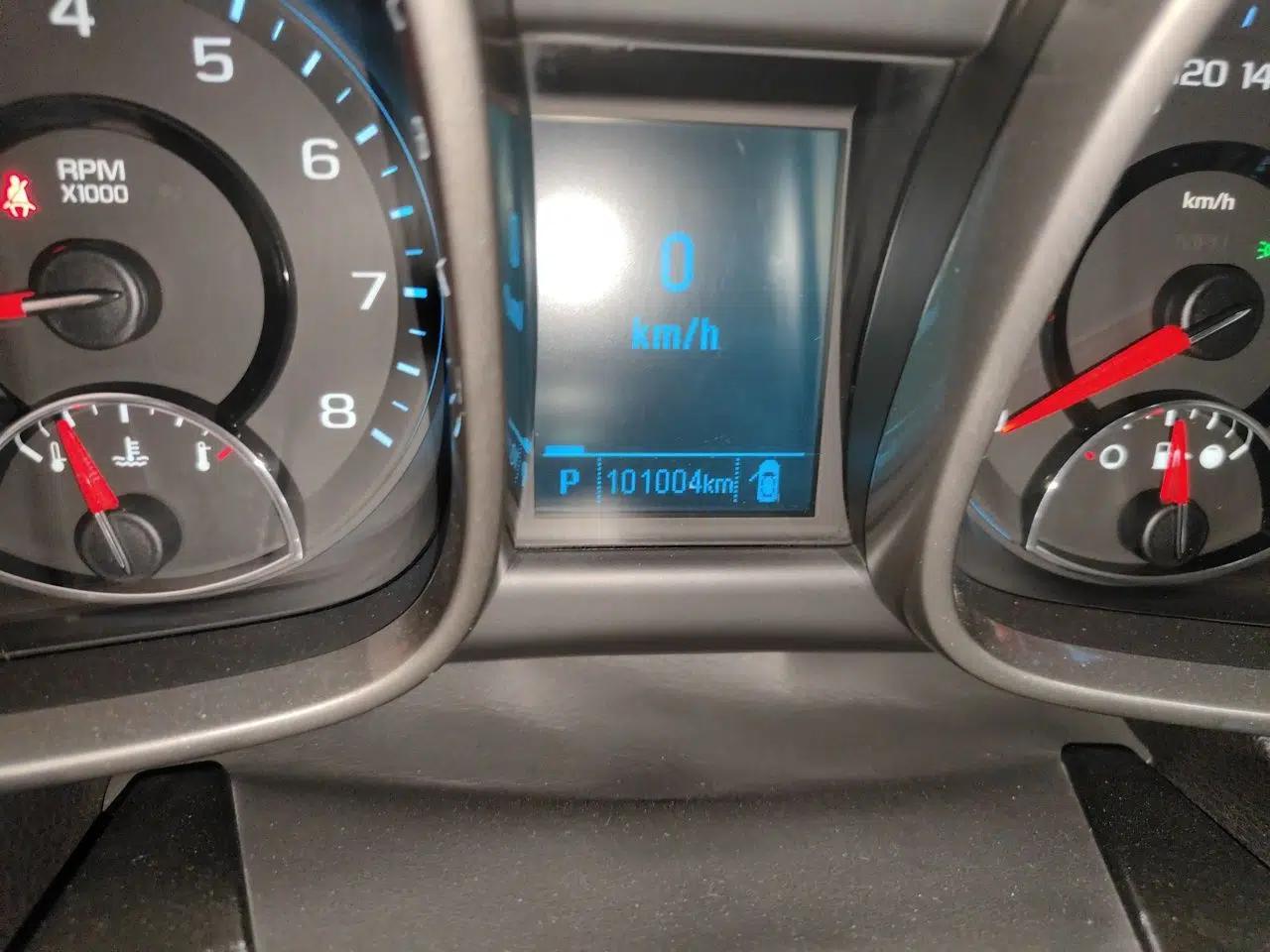 Chevrolet Malibu 2013 2.4L Automatic Luxury Edition — миниатюра 12