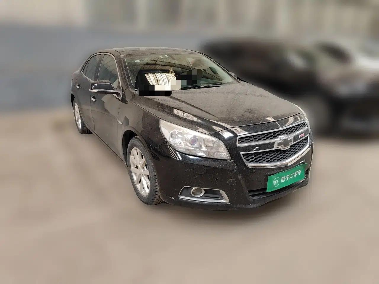 Chevrolet Malibu 2013 2.4L Automatic Luxury Edition — миниатюра 3