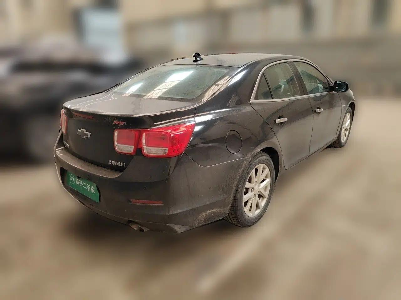 Chevrolet Malibu 2013 2.4L Automatic Luxury Edition — миниатюра 6