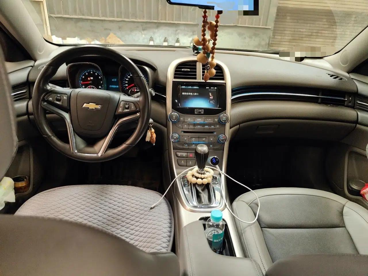 Chevrolet Malibu 2013 2.4L Automatic Luxury Edition — миниатюра 9