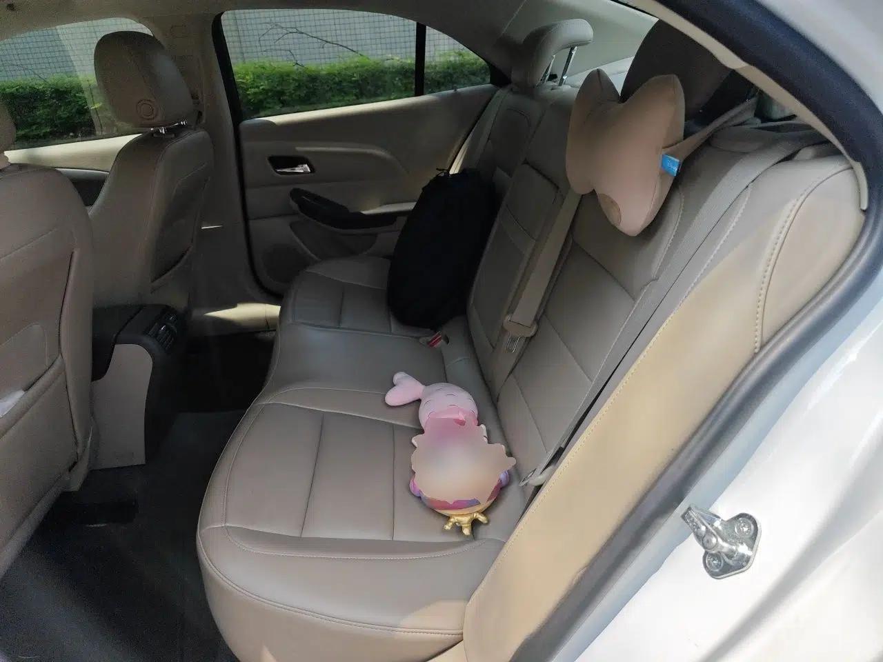 Chevrolet Malibu 2013 2.0L Automatic Luxury Edition — миниатюра 17