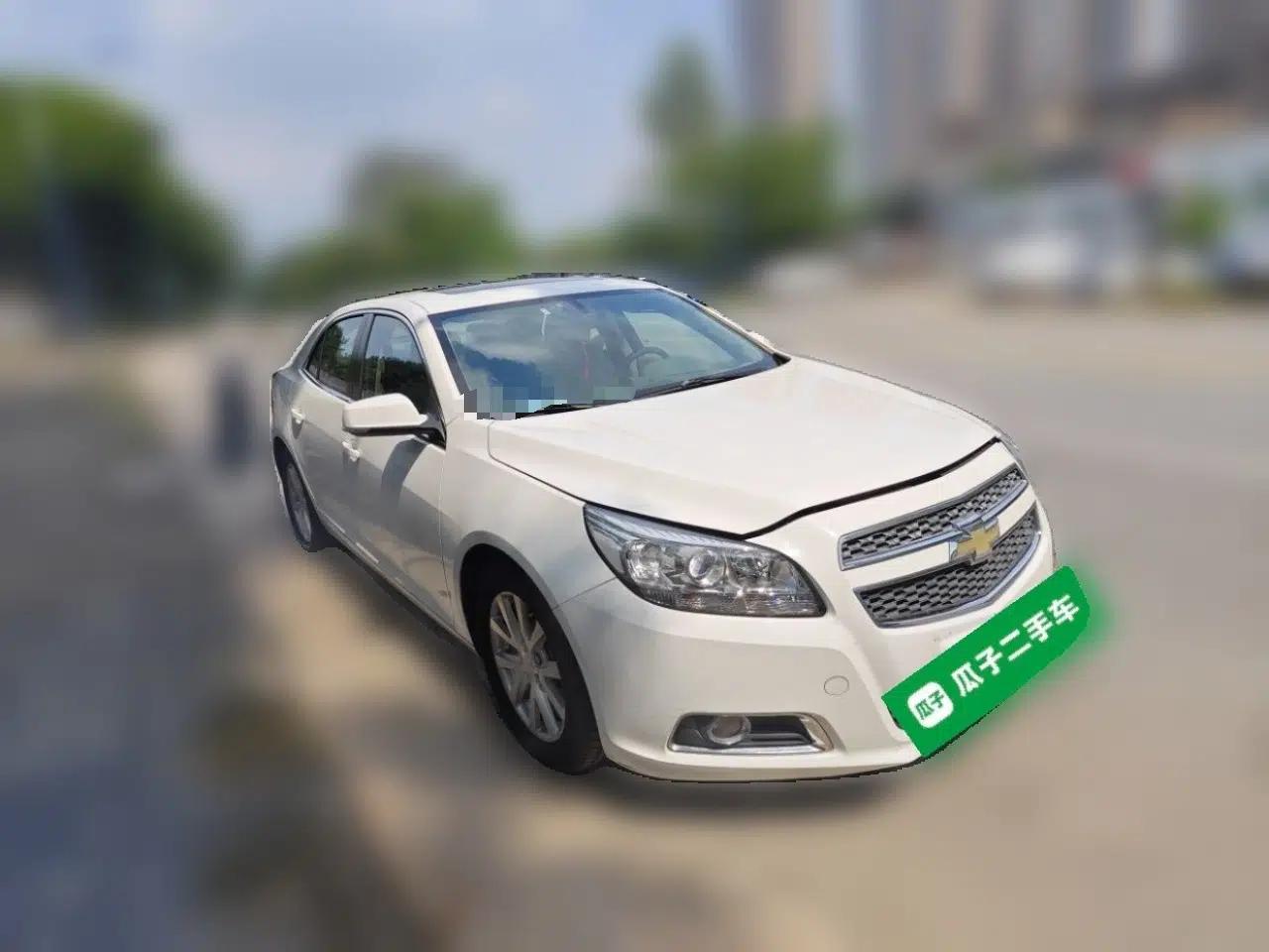 Chevrolet Malibu 2013 2.0L Automatic Luxury Edition — миниатюра 3