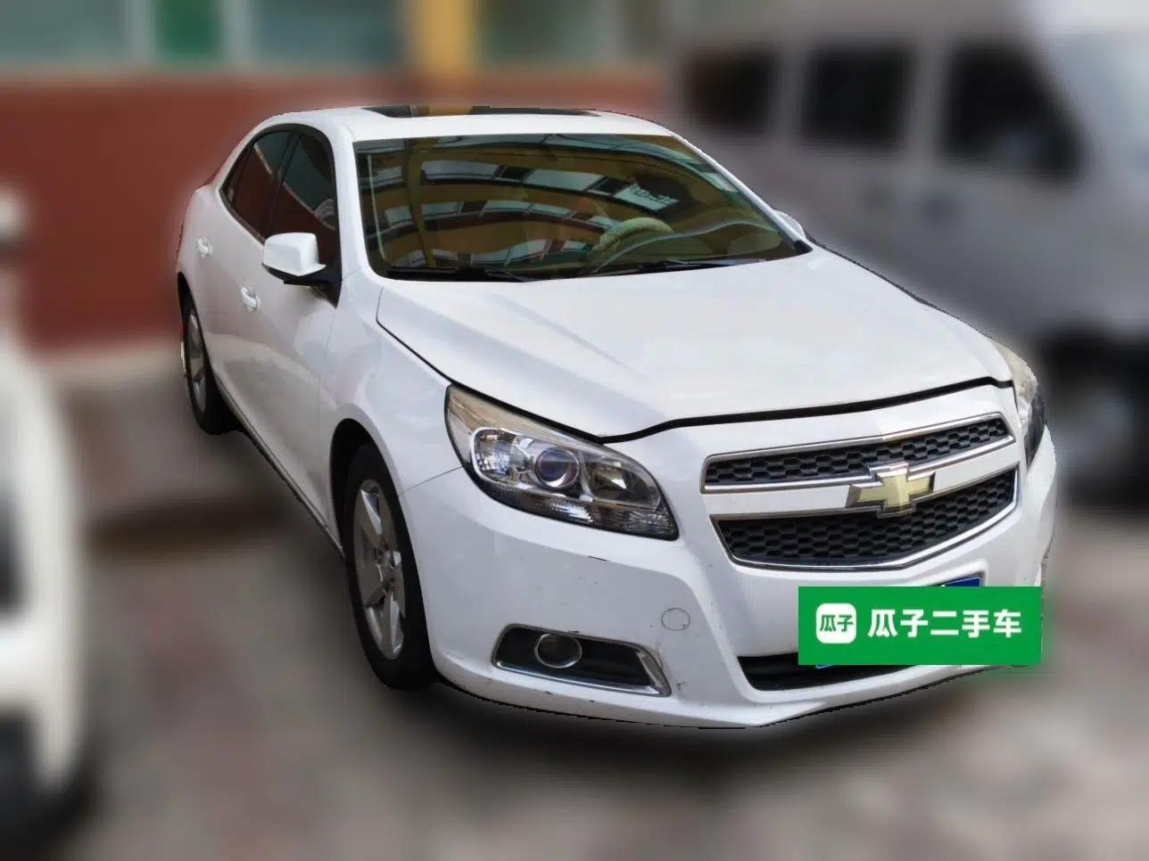 Chevrolet Malibu 2014 2.0L Automatic Comfort Edition — миниатюра 3