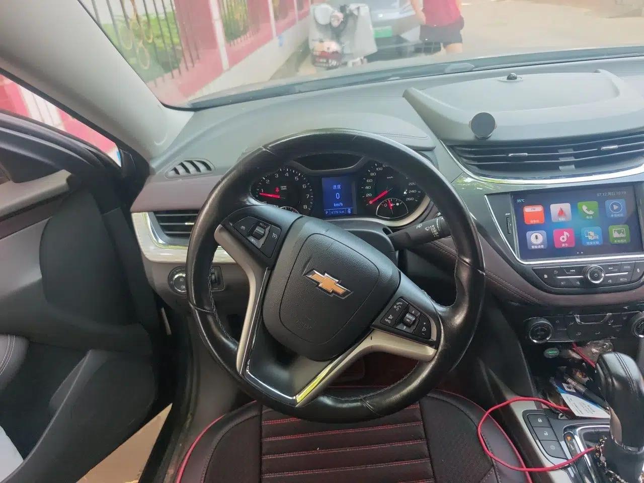 Chevrolet Malibu 2018 530T Automatic Luxury Edition — миниатюра 10