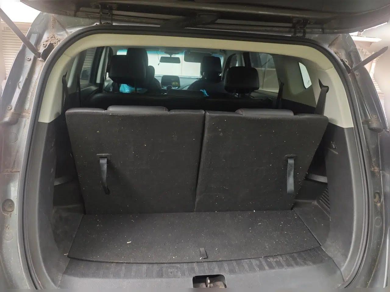 Chevrolet Orlando 2019 Redline 530T Automatic Enjoyment Version (5+2 Seating) China VI — миниатюра 16