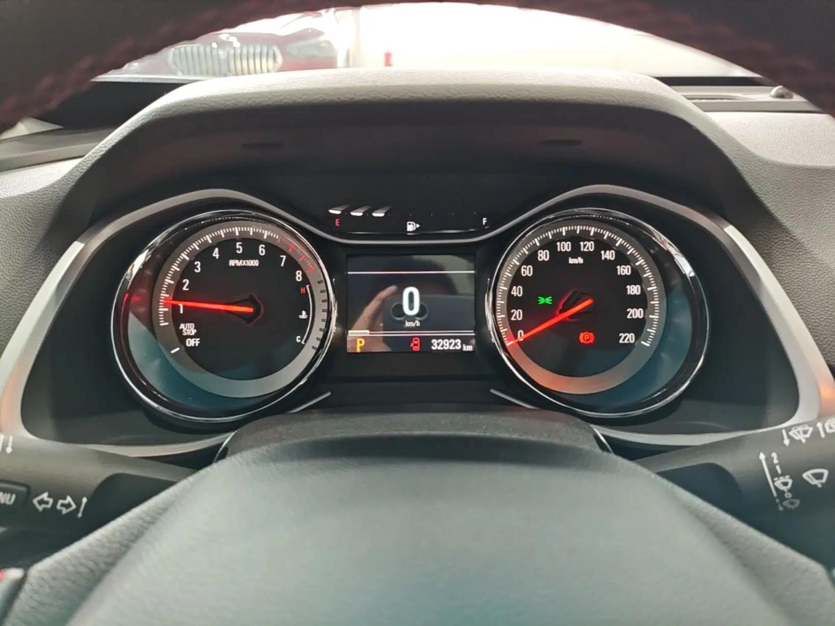 Chevrolet Orlando 2019 Redline 530T Automatic Enjoyment Version (5+2 Seating) China VI — миниатюра 14