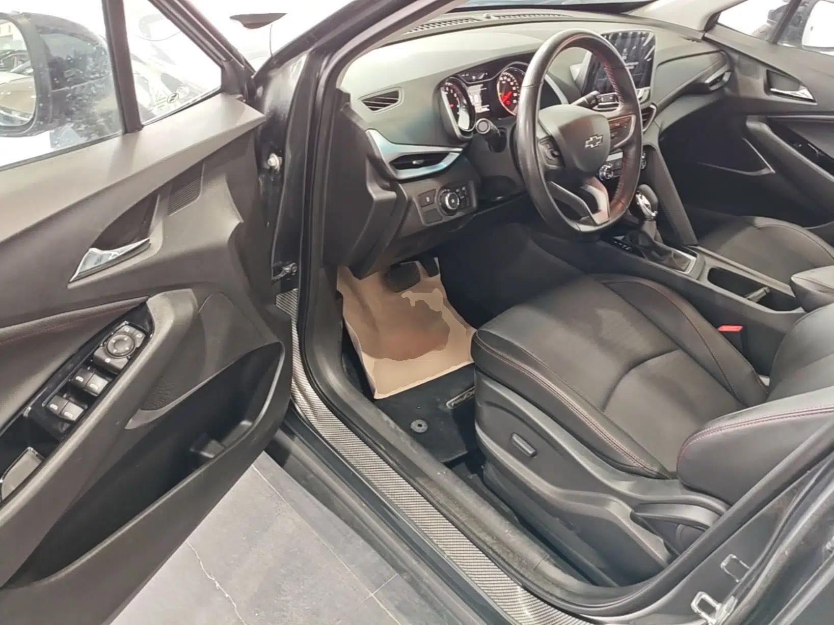 Chevrolet Orlando 2019 Redline 530T Automatic Enjoyment Version (5+2 Seating) China VI — миниатюра 18
