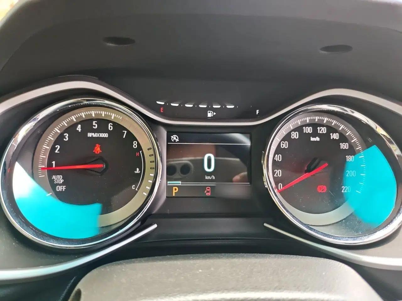 Chevrolet Orlando 2020 Light Hybrid Redline 530T Automatic Enjoyment Edition (5+2 Models) — миниатюра 10
