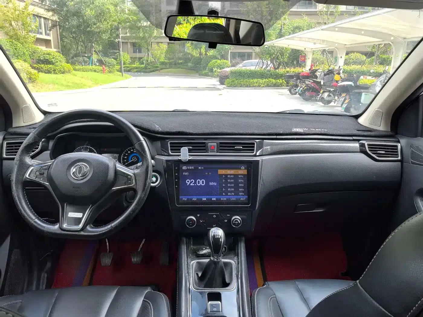 Fengguang 580 2016 Model 1.5T Manual Comfort — миниатюра 6