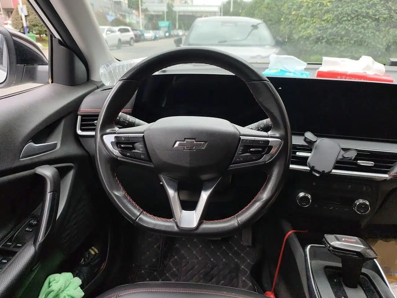 Chevrolet Trax 2022 Encore RS 1.5T CVT CoolMAX — миниатюра 10
