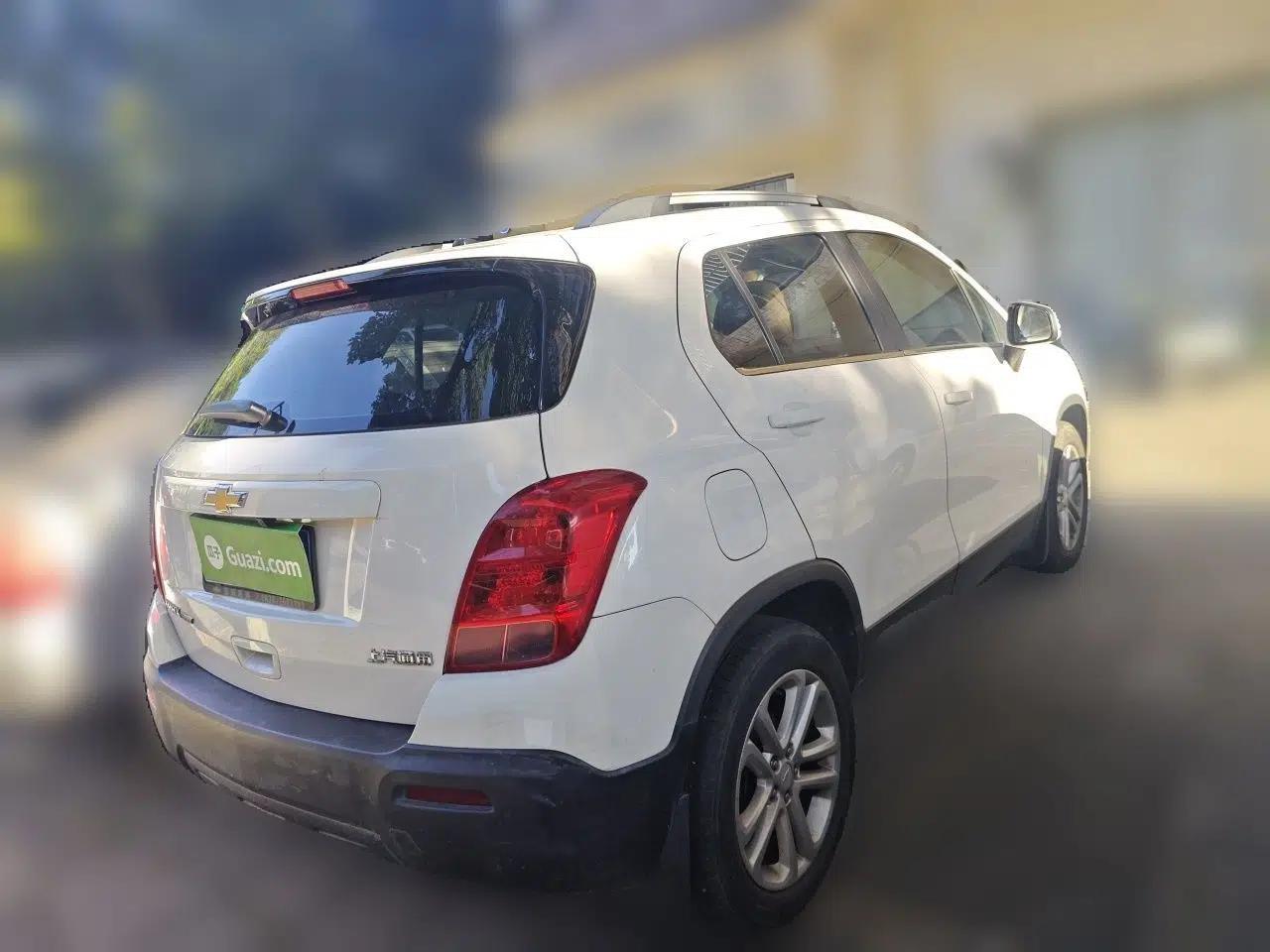 Chevrolet Trax 2016 1.4T Automatic Two-Wheel Drive Comfort Version with Sunroof — миниатюра 6